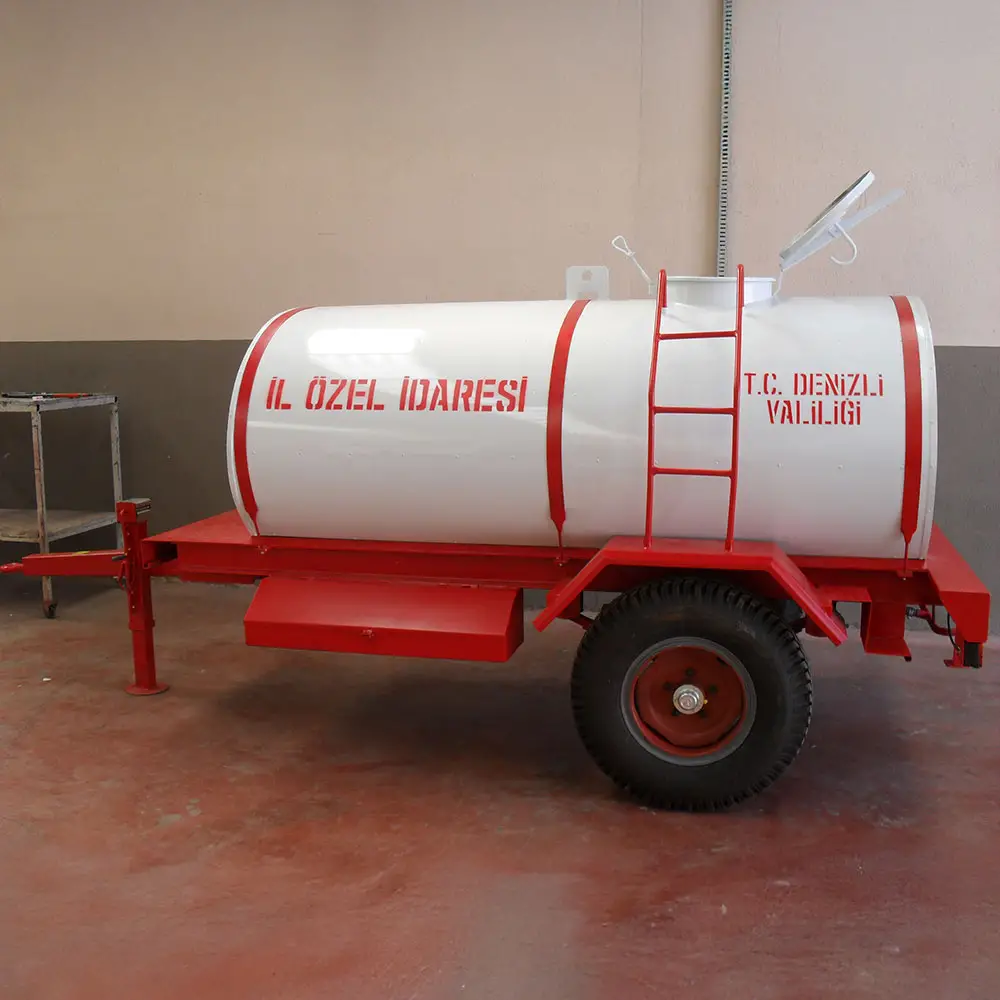 TRAILER WATER TANKER